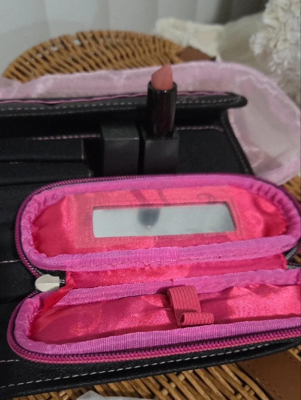 Mary Kay Signature Black and Pink Travel Makeup Brush Set & Lipstick